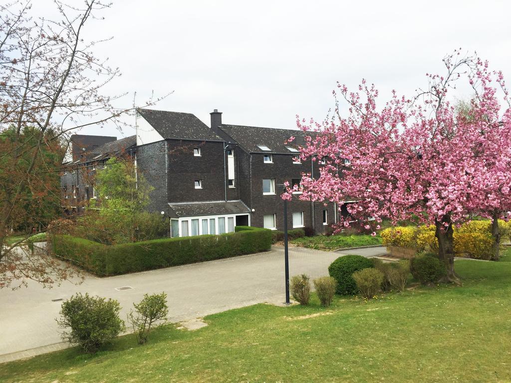 Auberge Des 3 Fontaines Auderghem ภายนอก รูปภาพ