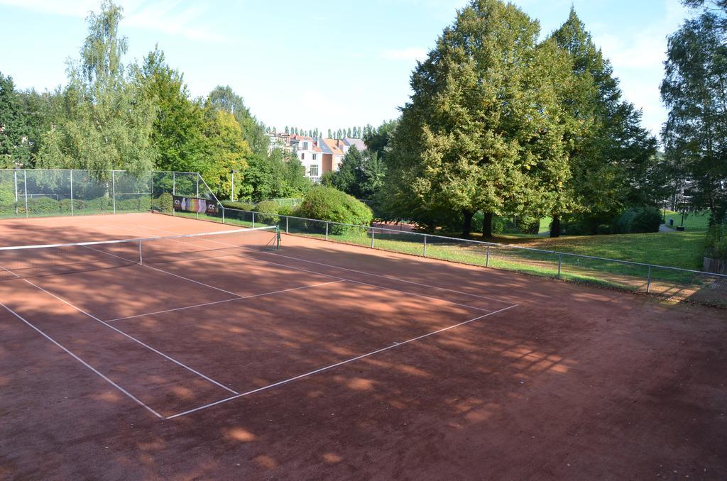 Auberge Des 3 Fontaines Auderghem ภายนอก รูปภาพ