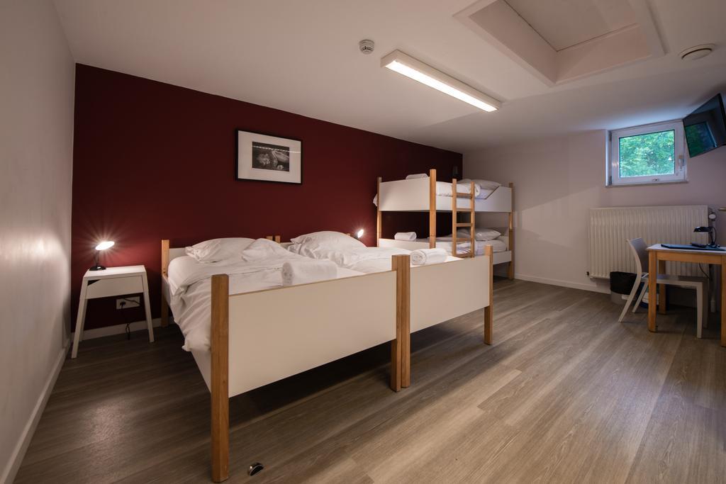 Auberge Des 3 Fontaines Auderghem ภายนอก รูปภาพ