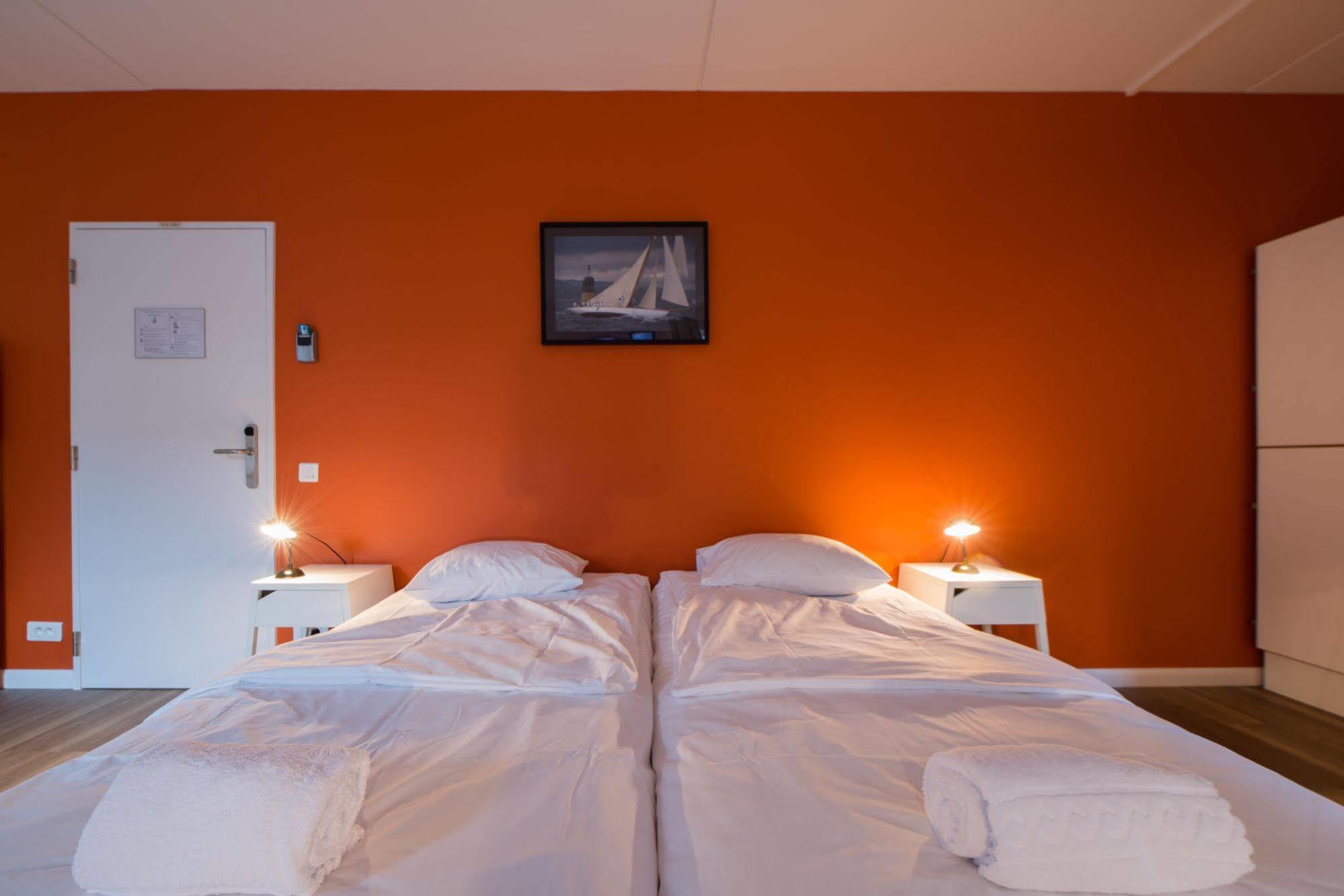 Auberge Des 3 Fontaines Auderghem ภายนอก รูปภาพ