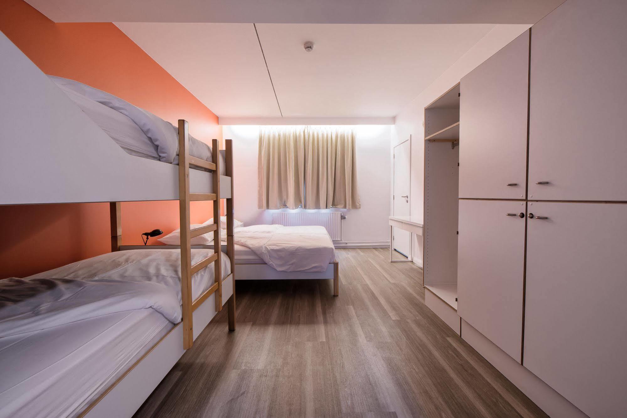 Auberge Des 3 Fontaines Auderghem ภายนอก รูปภาพ